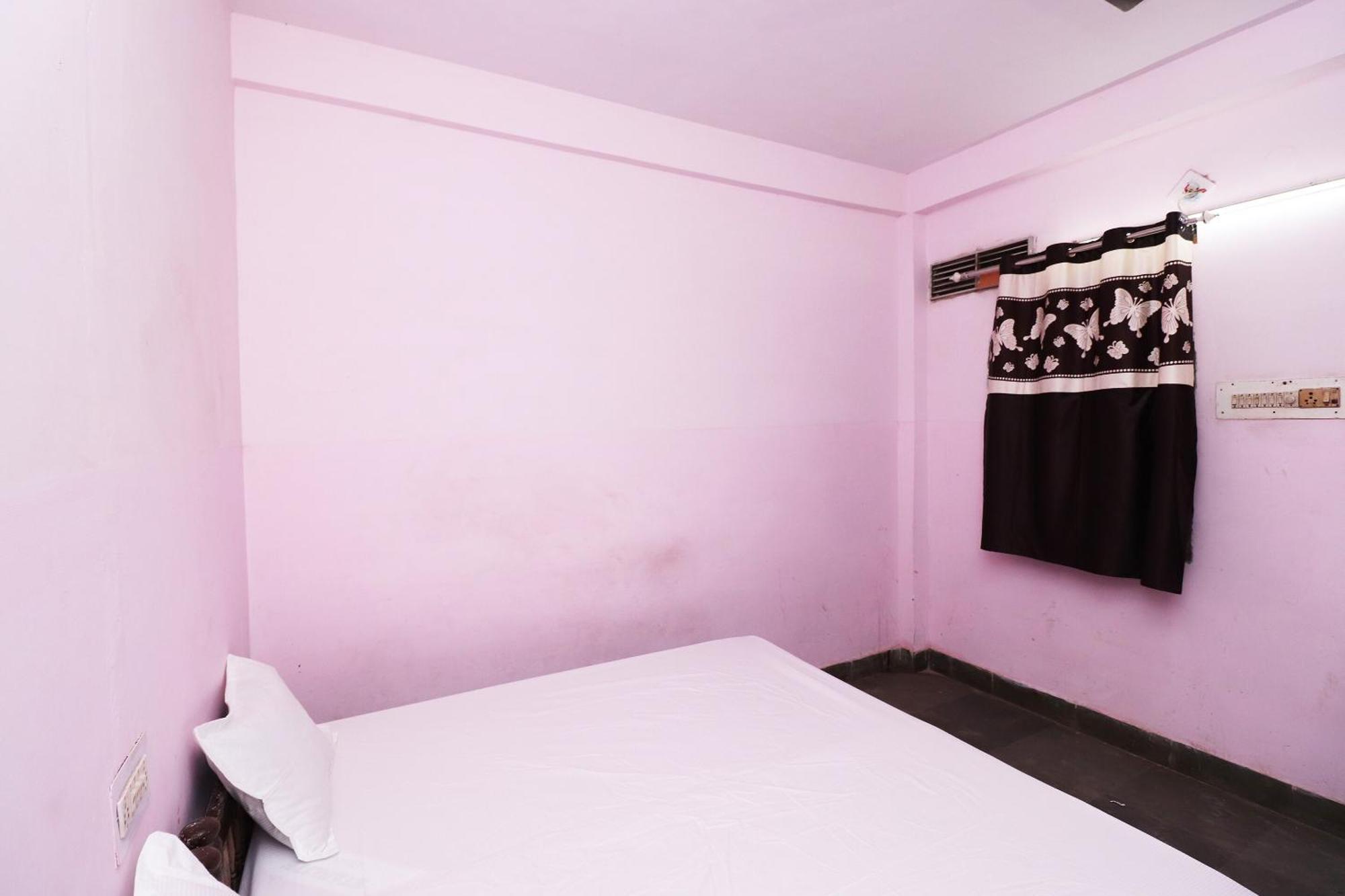 Hotel Kshama Джабалпур Екстериор снимка