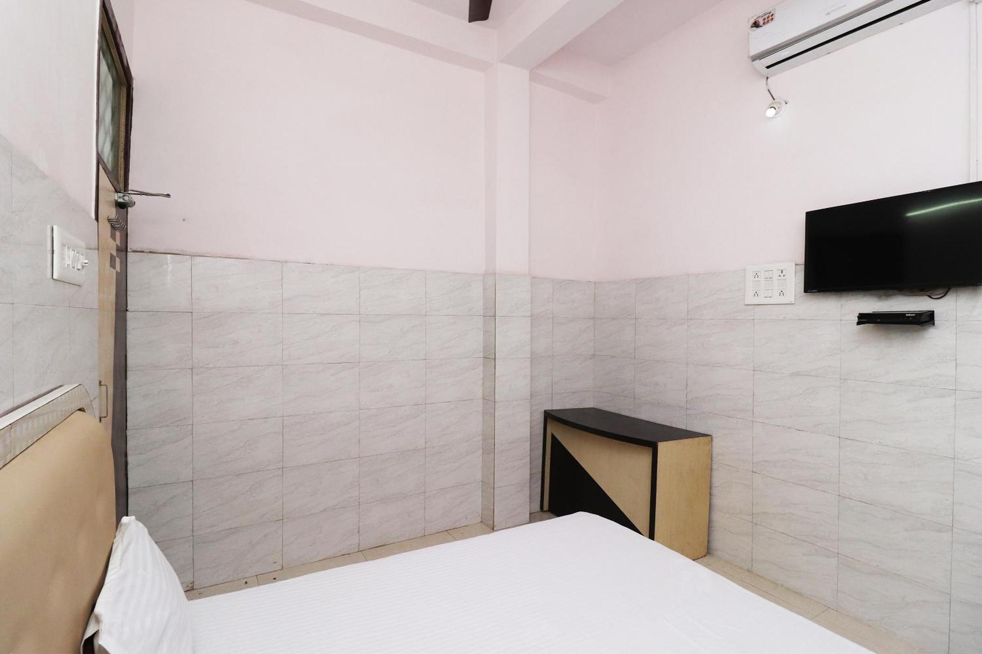 Hotel Kshama Джабалпур Екстериор снимка